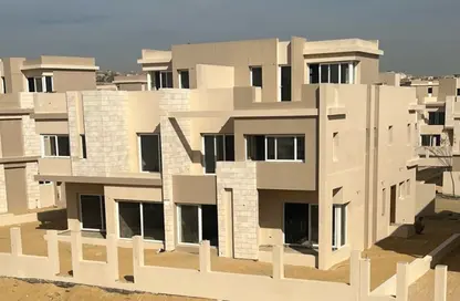 Villa - 4 Bedrooms - 4 Bathrooms for sale in Tawny Hyde Park - 6 October Compounds - 6 October City - Giza