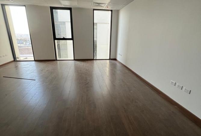 8304410 - Property Image 3