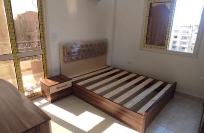 Apartment - 2 Bedrooms - 1 Bathroom for sale in Al Ashrafiya - North Investors Area - New Cairo City - Cairo