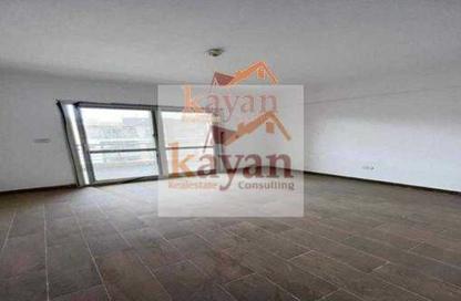 Apartment - 3 Bedrooms - 3 Bathrooms for sale in Janna - New Cairo City - Cairo