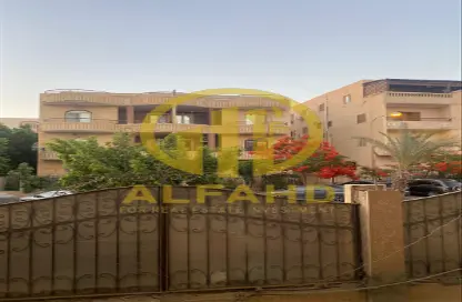 دوبلكس - 4 غرف نوم - 3 حمامات للبيع في شارع الامام ابو حنيفة النعمان - الحي السادس - مدينة العبور - القليوبية
