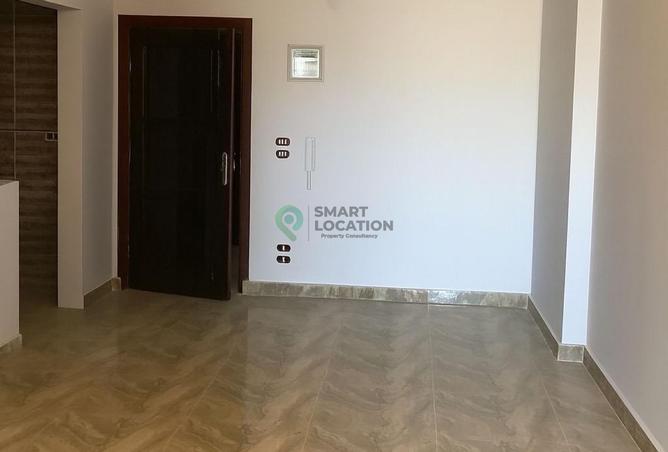 8198360 - Property Image 2