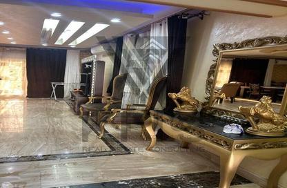 منزل مزدوج - 5 غرف نوم - 4 حمامات للبيع في حدائق المهندسين - الحي الرابع - الشيخ زايد - الجيزة