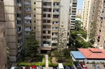 Apartment - 2 Bedrooms - 2 Bathrooms for sale in Smouha - Hay Sharq - Alexandria