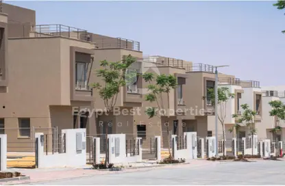 Villa - 5 Bedrooms - 6 Bathrooms for sale in Palm Hills New Cairo - 5th Settlement Compounds - The 5th Settlement - New Cairo City - Cairo