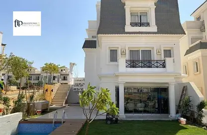 Villa - 5 Bedrooms - 4 Bathrooms for sale in Mountain View Hyde Park - 5th Settlement Compounds - The 5th Settlement - New Cairo City - Cairo