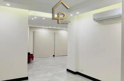 Apartment - 3 Bedrooms - 3 Bathrooms for sale in The Courtyards - Sheikh Zayed Compounds - Sheikh Zayed City - Giza