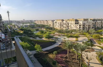Penthouse - 3 Bedrooms - 5 Bathrooms for sale in Eastown - 5th Settlement Compounds - The 5th Settlement - New Cairo City - Cairo