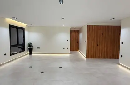 مساحات مكتبية - استوديو - 3 حمامات للايجار في ريحانة بلازا - زهراء المعادي - حي المعادي - القاهرة