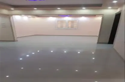 Apartment - 3 Bedrooms - 1 Bathroom for rent in Ahmed Orabi St. - Mohandessin - Giza