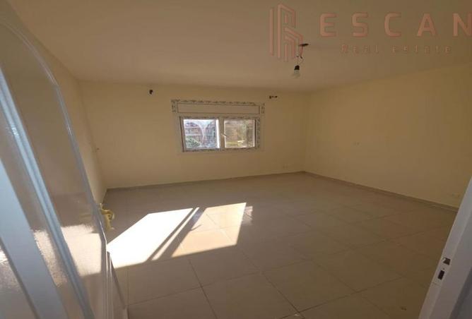 8458064 - Property Image 3