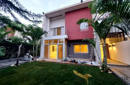 Villa - 4 Bedrooms - 3 Bathrooms for sale in Madinaty - Cairo