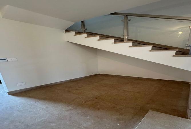 8088514 - Property Image 2
