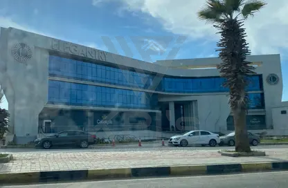 Clinic - Studio - 1 Bathroom for sale in ELEGANTRY - District 1 - The 5th Settlement - New Cairo City - Cairo