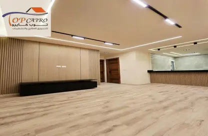 Apartment - 2 Bedrooms - 1 Bathroom for sale in Madinaty - Cairo