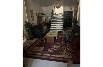 دوبلكس - 3 غرف نوم - 2 حمامات للبيع في البوابة الثالثة - منقرع - حدائق الاهرام - الجيزة