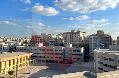 شقة - 3 غرف نوم - 2 حمامات للبيع في ميدان فيكتور عمانوئيل - سموحة - حي شرق - الاسكندرية