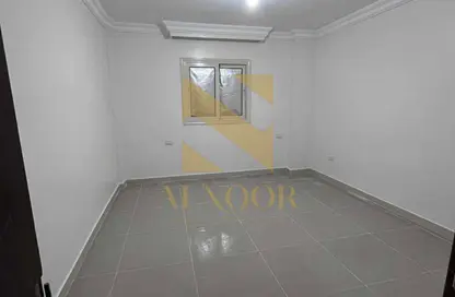 شقة - 2 غرف نوم - 2 حمامات للايجار في شارع المهندس احمد كمال حمدي - الحي السادس عشر - الشيخ زايد - الجيزة