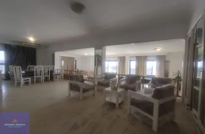 Apartment - 4 Bedrooms - 3 Bathrooms for rent in Sarayat Al Maadi - Hay El Maadi - Cairo