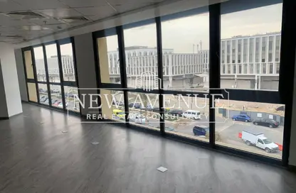 Office Space - Studio - 1 Bathroom for rent in Mivida - 5th Settlement Compounds - The 5th Settlement - New Cairo City - Cairo
