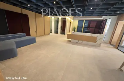 Office Space - Studio - 3 Bathrooms for rent in One Ninety Mall - South Teseen St. - The 5th Settlement - New Cairo City - Cairo