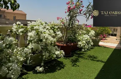 Apartment - 2 Bedrooms - 2 Bathrooms for sale in Akhnaton St. - District 5 - The 5th Settlement - New Cairo City - Cairo