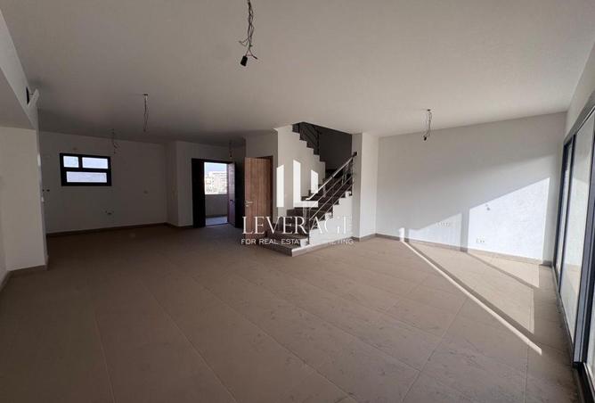 8375319 - Property Image 2