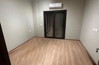 Apartment - 3 Bedrooms - 2 Bathrooms for rent in Moon Residences - Fifth Square - The 5th Settlement - New Cairo City - Cairo