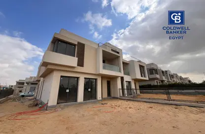 Villa - 3 Bedrooms - 4 Bathrooms for sale in Sodic East - 6th District - New Heliopolis - Cairo
