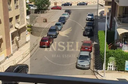 شقة - 3 غرف نوم - 2 حمامات للايجار في حى القرنفل - التجمع الخامس - مدينة القاهرة الجديدة - القاهرة