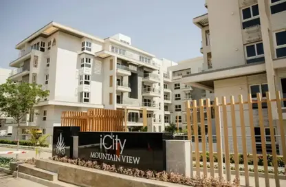 Apartment - 3 Bedrooms - 3 Bathrooms for rent in Mountain View iCity - 5th Settlement Compounds - The 5th Settlement - New Cairo City - Cairo