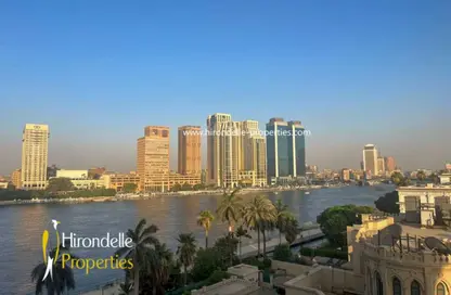 شقة - 3 غرف نوم - 3 حمامات للايجار في شارع احمد حشمت - الزمالك - القاهرة