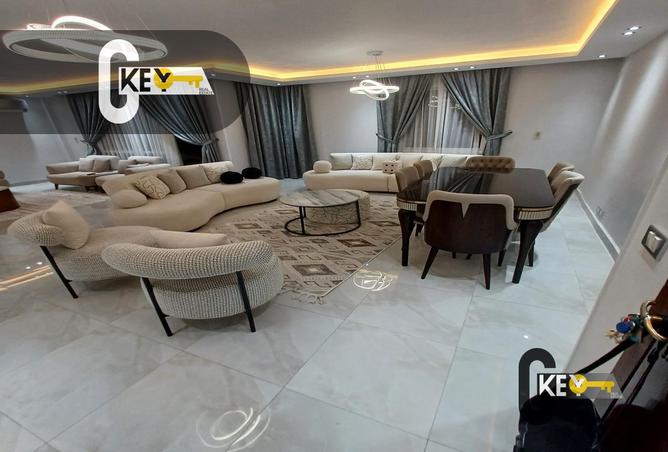 8353820 - Property Image 3