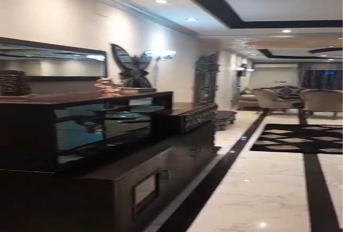 7989122 - Property Image 2