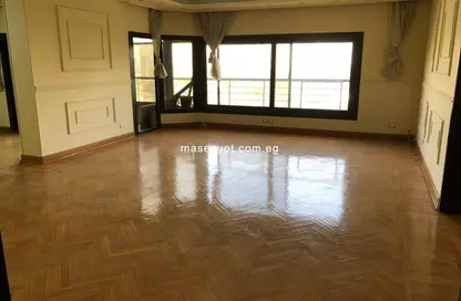 Apartment - 4 Bedrooms - 2 Bathrooms for sale in Shooting Club Street - Dokki - Giza