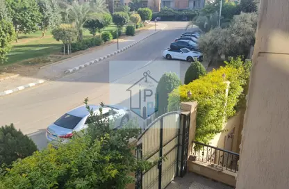 شقة - 3 غرف نوم - 2 حمامات للايجار في البنفسج 3 - البنفسج - مدينة القاهرة الجديدة - القاهرة