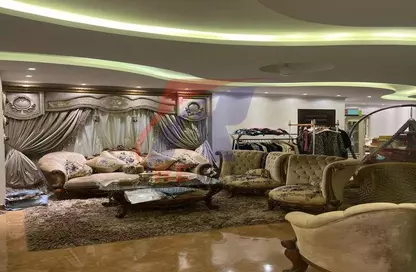 Penthouse - 5 Bedrooms - 4 Bathrooms for sale in Al Gezira St. - South Investors Area - New Cairo City - Cairo