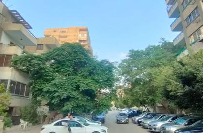 بناية كاملة - 8 غرف نوم - 8 حمامات للبيع في المنطقة الثامنة - مدينة نصر - القاهرة