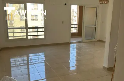 Apartment - 2 Bedrooms - 2 Bathrooms for rent in Madinaty - Cairo