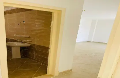 Apartment - 3 Bedrooms - 2 Bathrooms for sale in Madinaty - Cairo