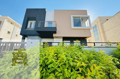 Villa - 4 Bedrooms - 4 Bathrooms for sale in Madinaty - Cairo