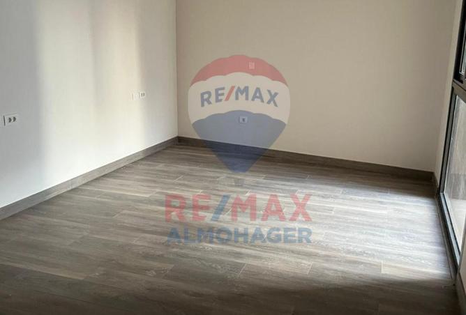 8399733 - Property Image 3