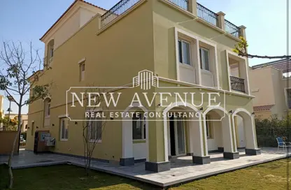 Villa - 3 Bedrooms - 5 Bathrooms for sale in Mivida - 5th Settlement Compounds - The 5th Settlement - New Cairo City - Cairo