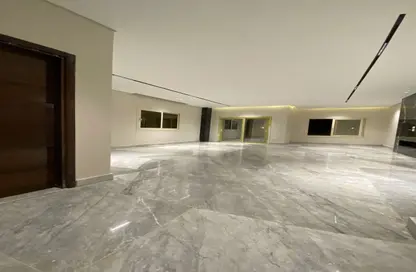 Apartment - 3 Bedrooms - 3 Bathrooms for sale in West Golf - El Katameya Compounds - El Katameya - New Cairo City - Cairo