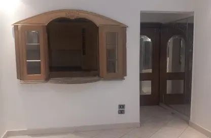 Apartment - 2 Bedrooms - 1 Bathroom for rent in Mahdy Arafa St. - 9th Zone - Nasr City - Cairo