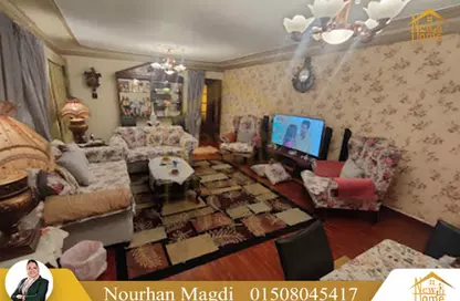 Apartment - 2 Bedrooms - 2 Bathrooms for sale in Abou Quer Road - Roushdy - Hay Sharq - Alexandria