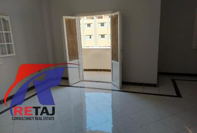 8330467 - Property Image 3