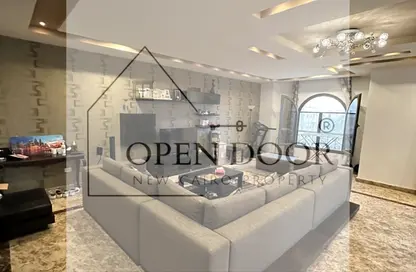 Apartment - 3 Bedrooms - 3 Bathrooms for sale in Doctor Ali Mosharafa St. - Al Narges 6 - Al Narges - New Cairo City - Cairo