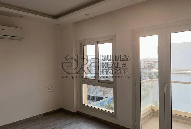 8081403 - Property Image 2