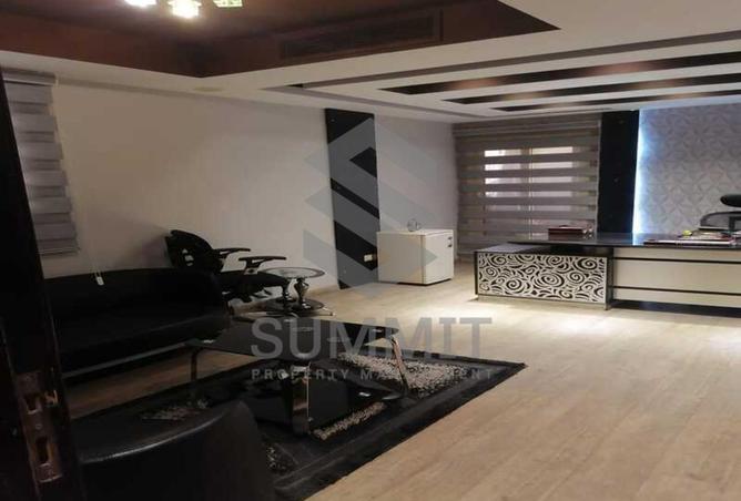 8042200 - Property Image 2